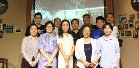 品聚时刻，共享悦读时光——《问答术》新书分享会成功举办